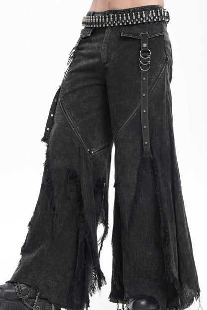 Thoughtfully Designed Pants in a Timeless Style