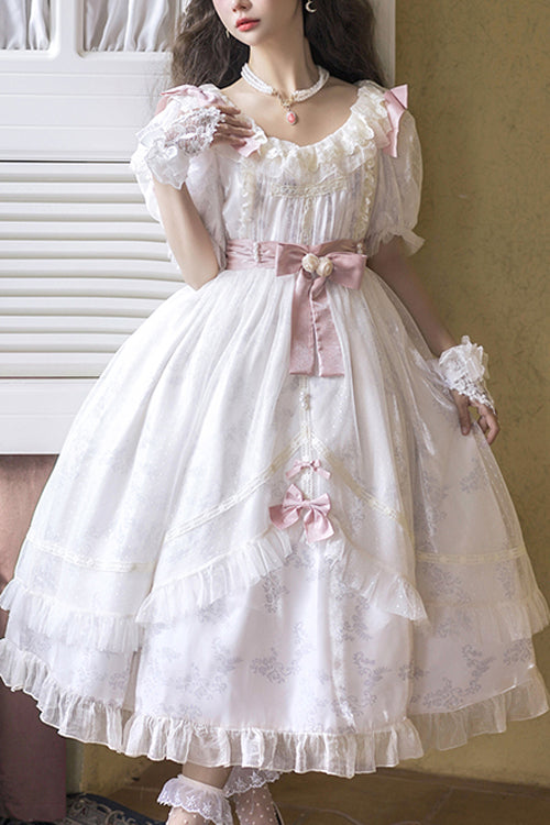 Finely Styled Dress with a Classic Vintage Look