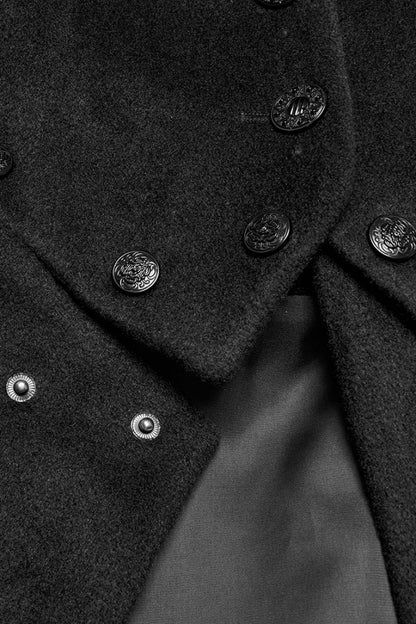 Beautifully Finished Coat in a Timeless Design