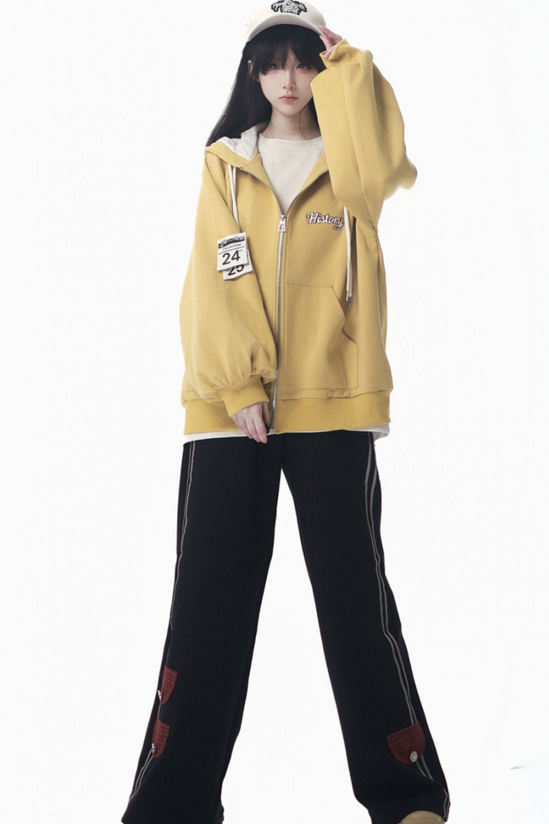 Creamy Jacket + T-shirt + Hooded Sweatshirt + Sweatpants