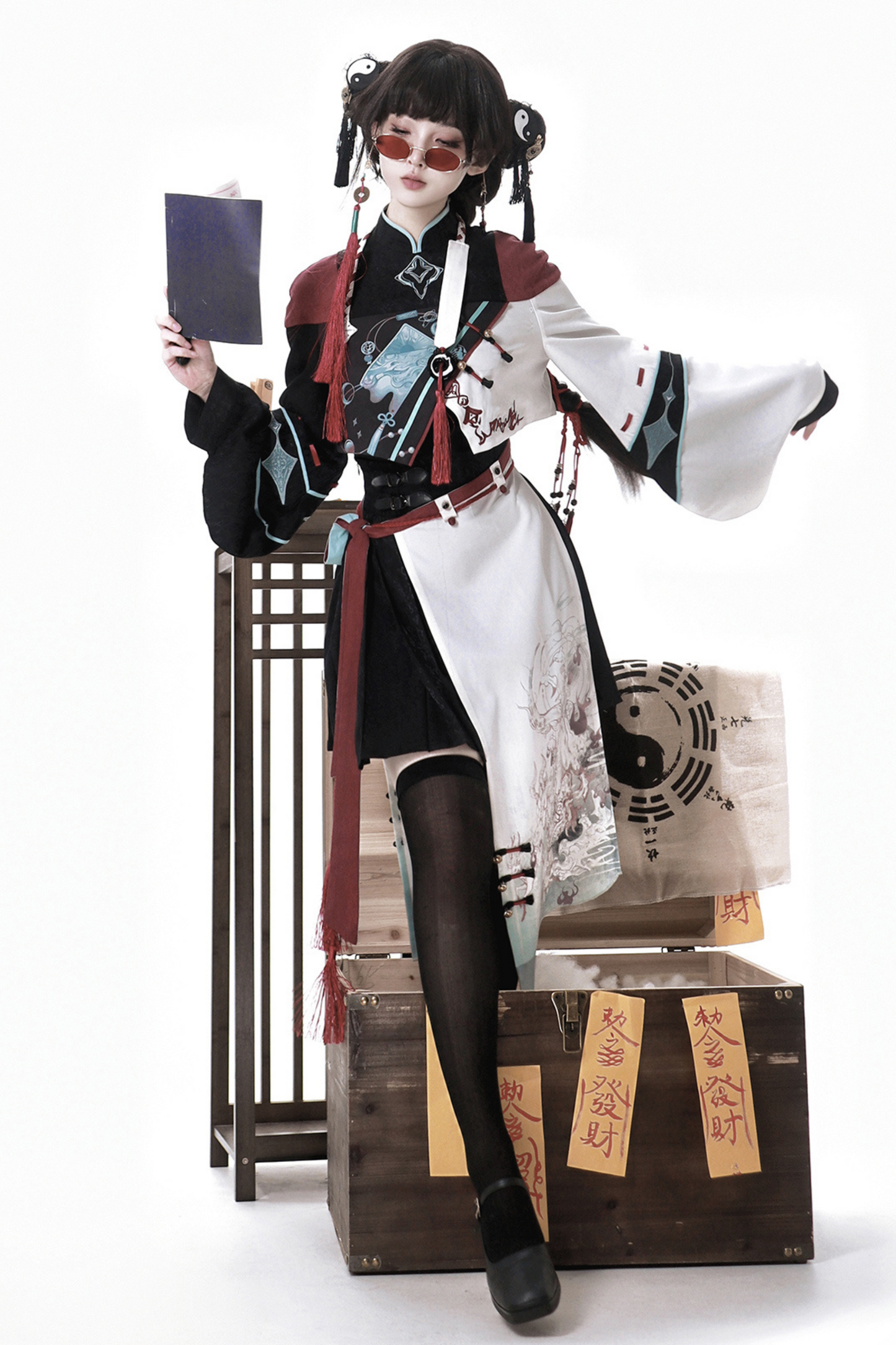 Devil's Chinese-style Jacket + Camisole + Pleated Skirt + Skirt Curtains