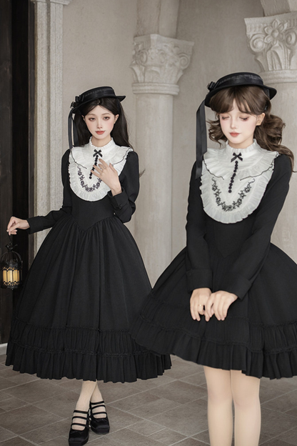 Gothic Dress + Fake Collar + Hat
