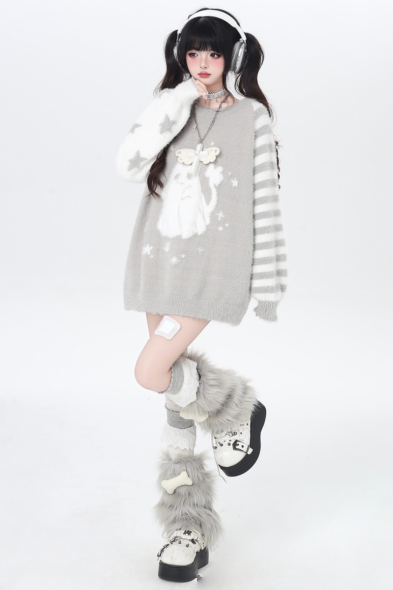 Asymmetric Sleeve Loose Top