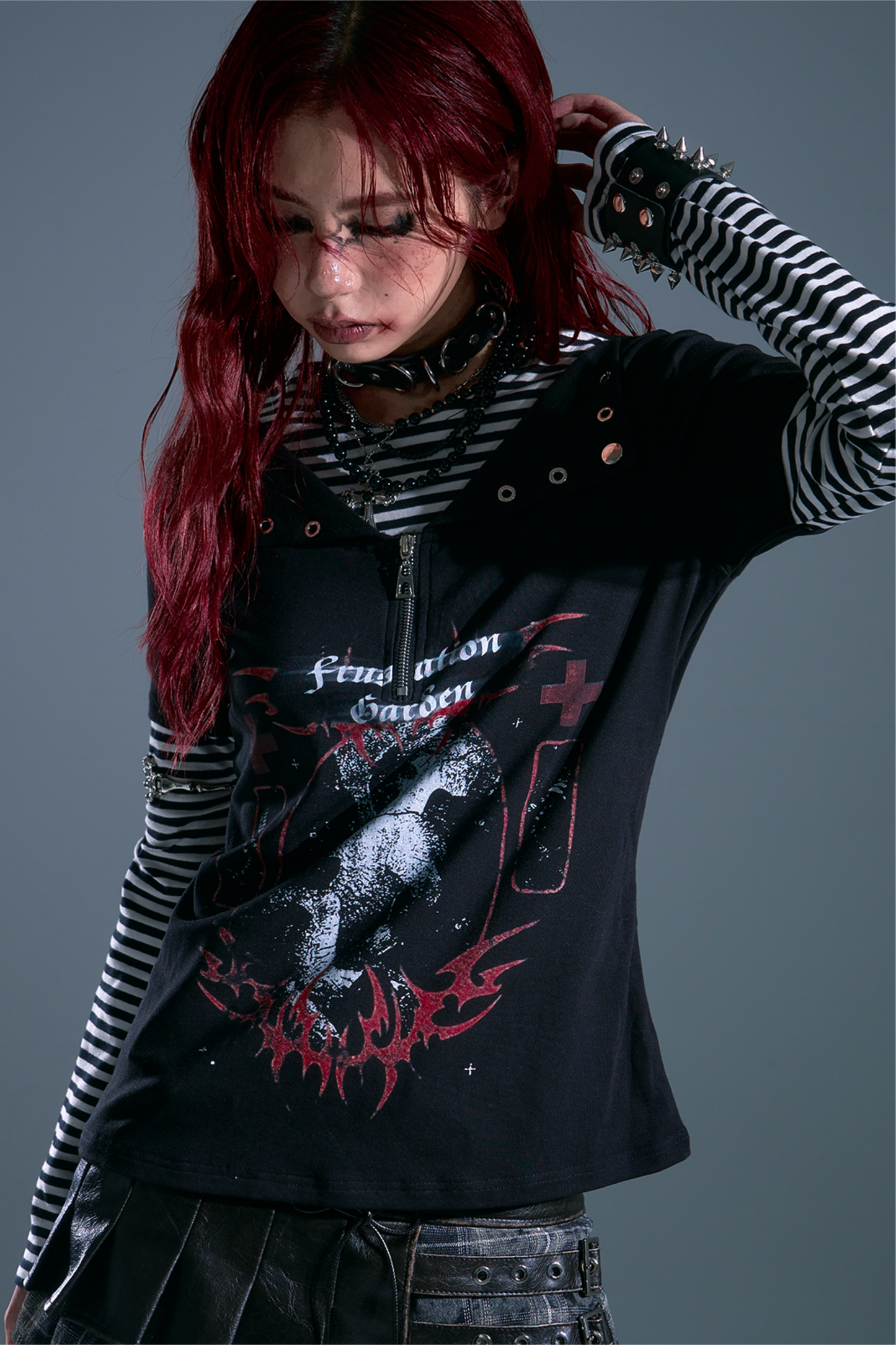 Dark Punk Border Top