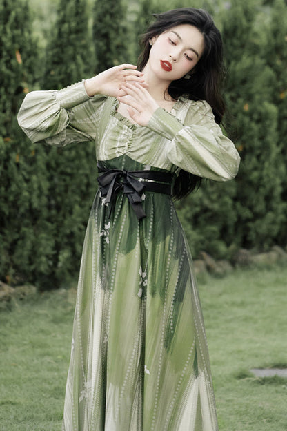 Vintage Style Dress with a Modern Fit