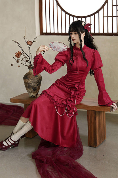 Beautifully Crafted Dress in a Classic Style