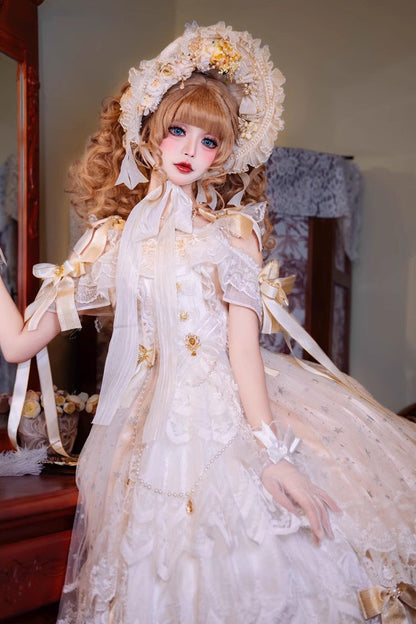 Beautifully Crafted Dress in a Classic Style