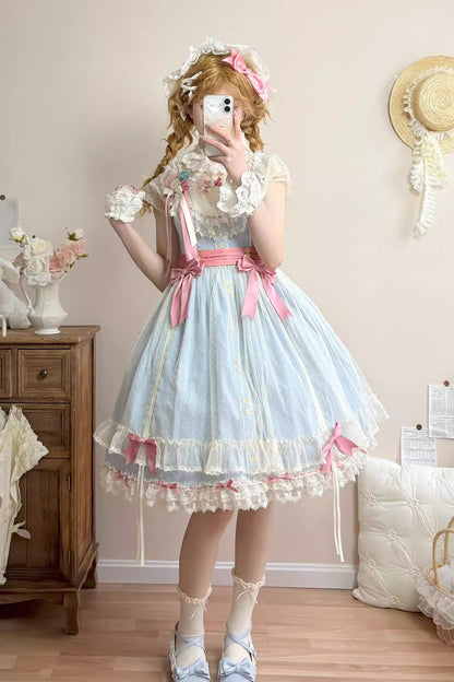 Beautifully Crafted Dress in a Classic Style
