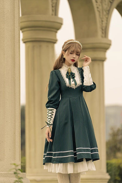 Beautifully Crafted Dress in a Classic Style