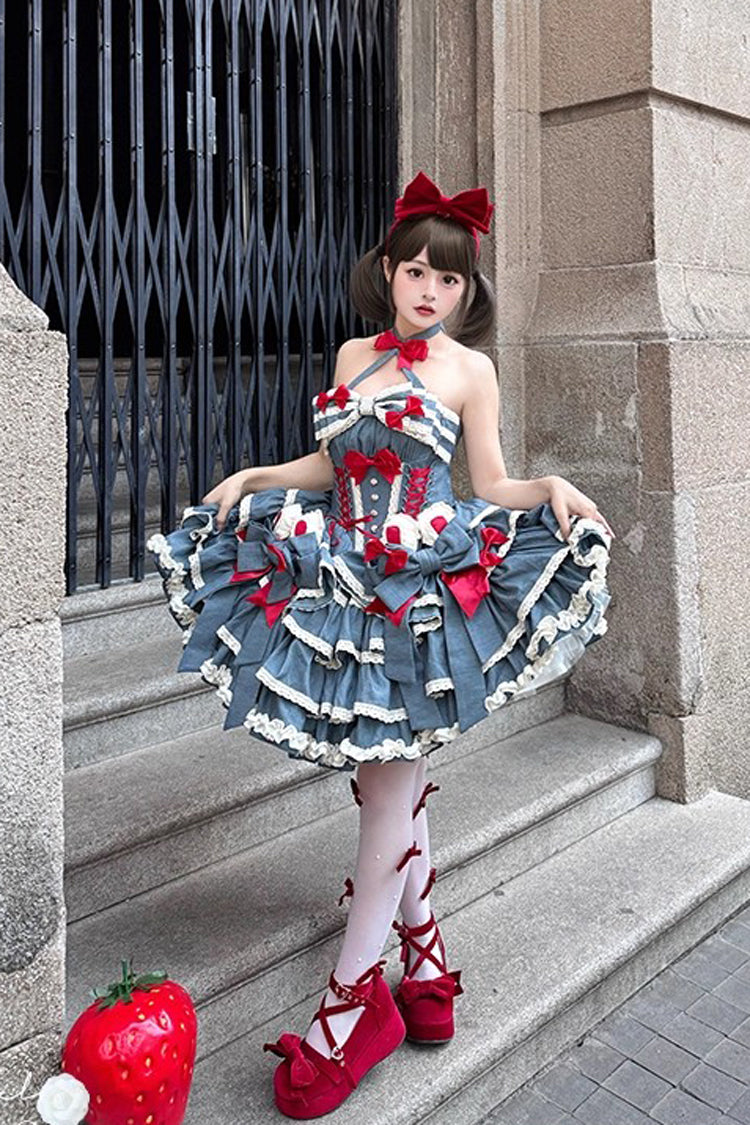 Finely Styled Dress with a Classic Vintage Look