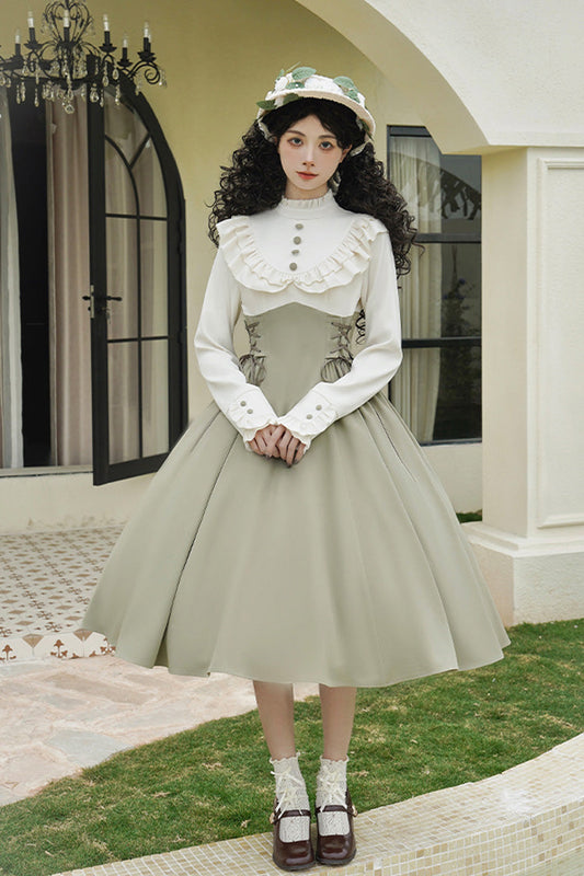 Effortlessly Elegant Dress with a Timeless Design