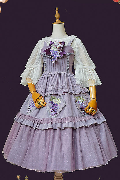 Subtly Elegant Dress with a Refined Vintage Look