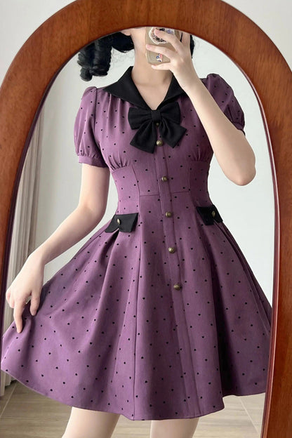 Casually Elegant Dress with a Refined Edge