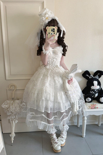 Subtly Elegant Dress with a Refined Vintage Look
