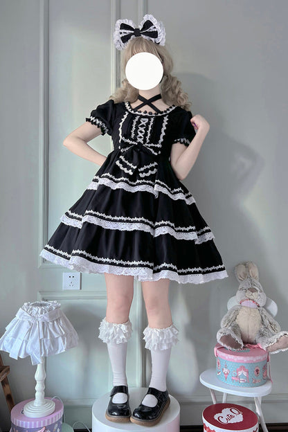 Sophisticated Dress with a Clean Classic Look