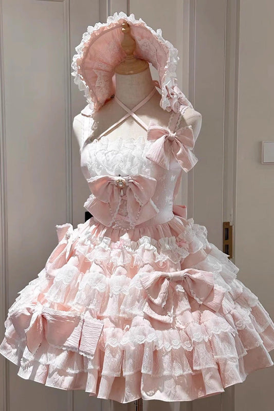 Finely Styled Dress with a Classic Vintage Look