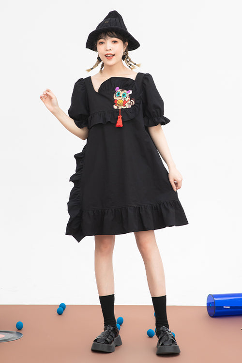 Casually Elegant Dress with a Refined Edge