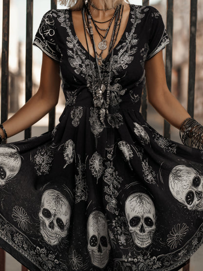 Casually Elegant Garment with a Refined Edge