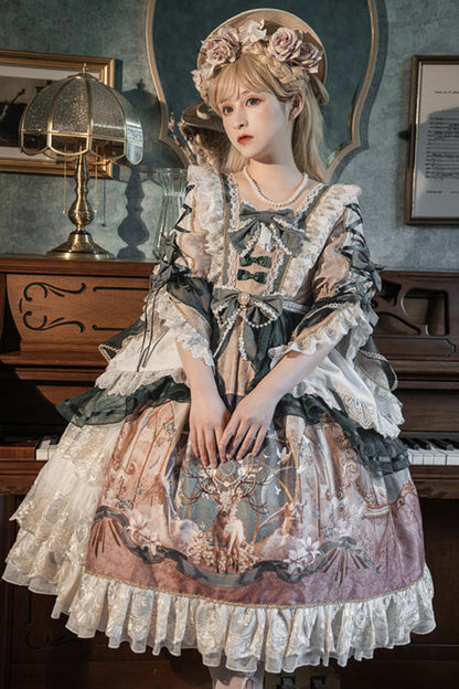 Subtly Elegant Dress with a Refined Vintage Look