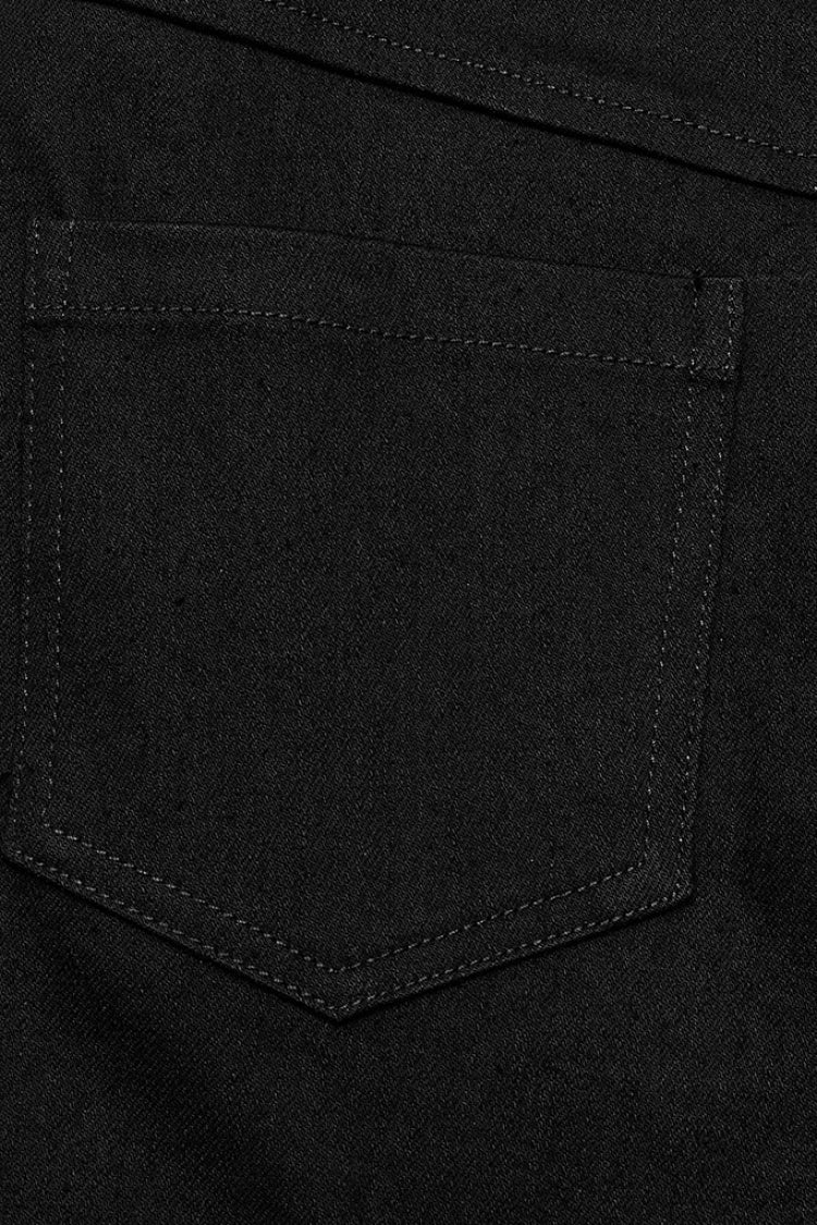 Thoughtfully Designed Pants in a Timeless Style
