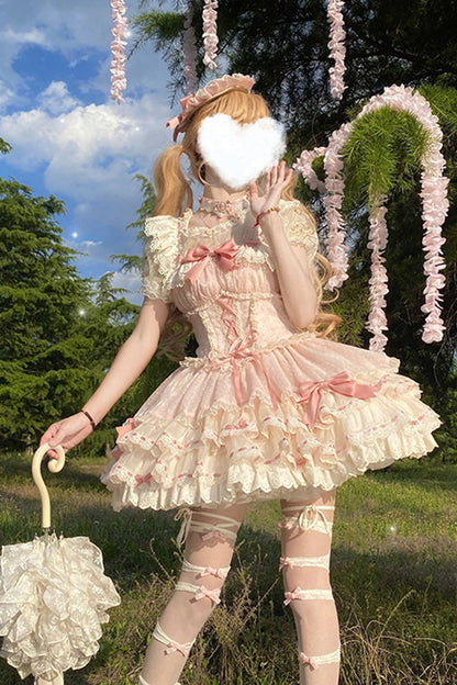 Subtly Elegant Dress with a Refined Vintage Look