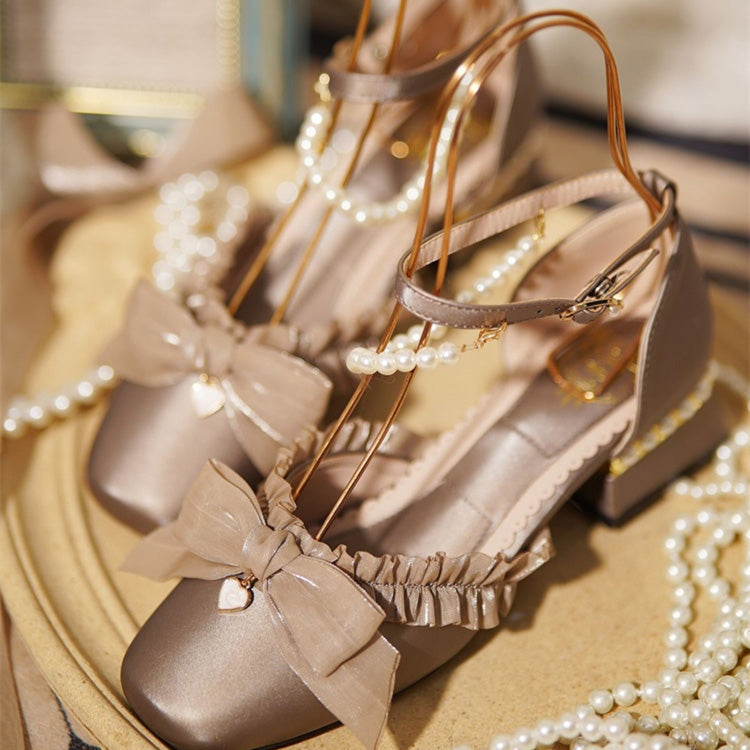 Vintage Style Shoes with a Modern Fit