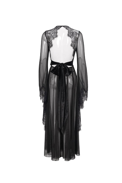 Thoughtfully Designed Dress in a Timeless Style