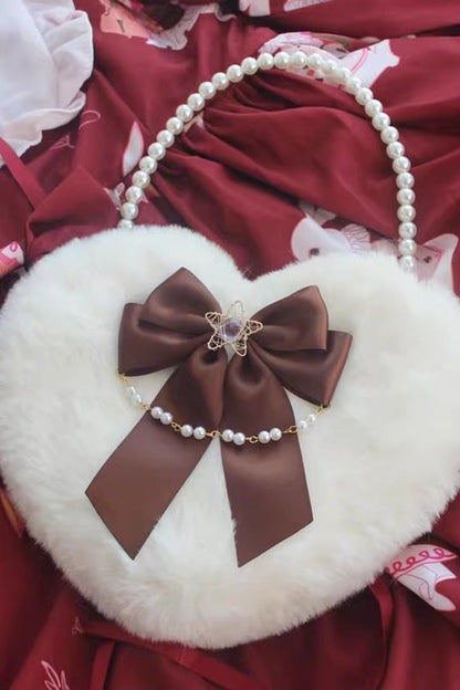 Beautifully Finished Bag in a Timeless Design