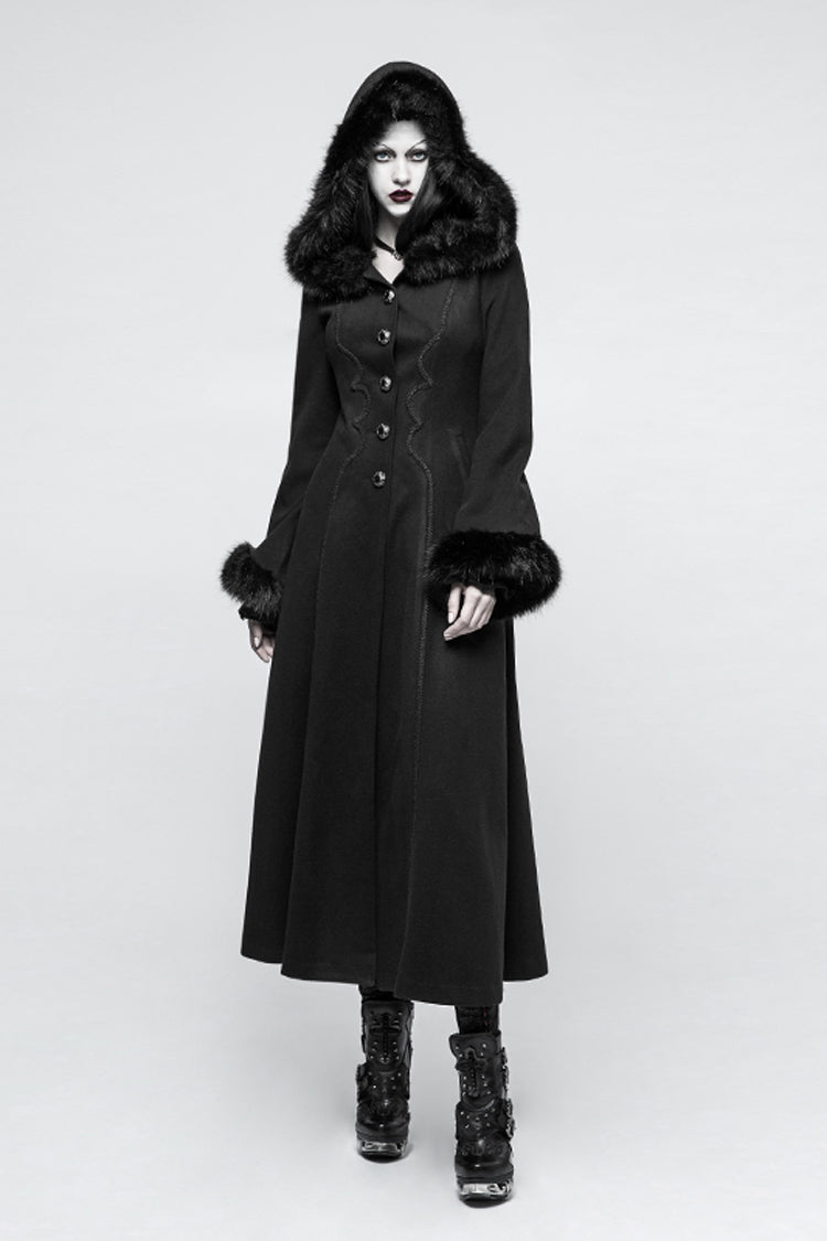 Beautifully Finished Coat in a Timeless Design