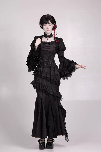Effortlessly Elegant Garment with a Timeless Design