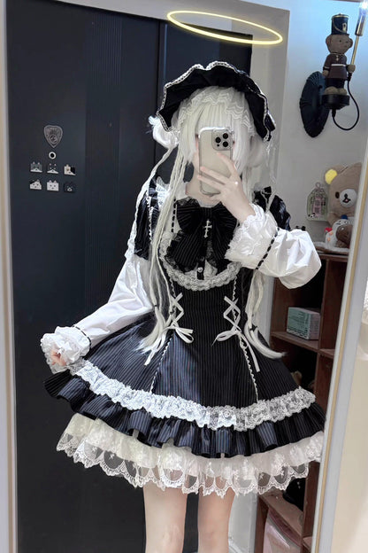 Beautifully Crafted Dress in a Classic Style