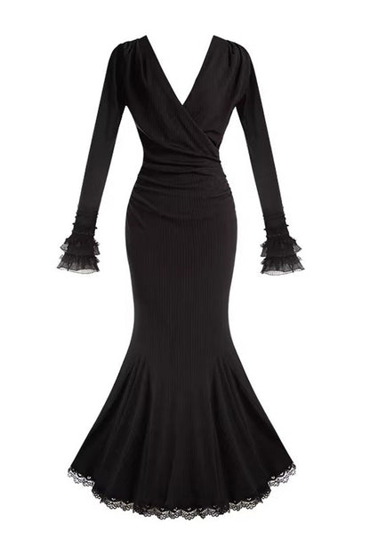 Classic Designed Dress in a Timeless Cut