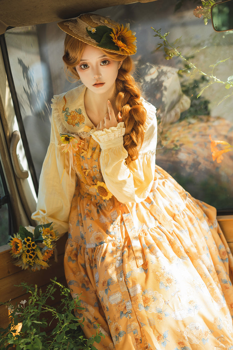 Classic Vintage Dress with a Flattering Fit