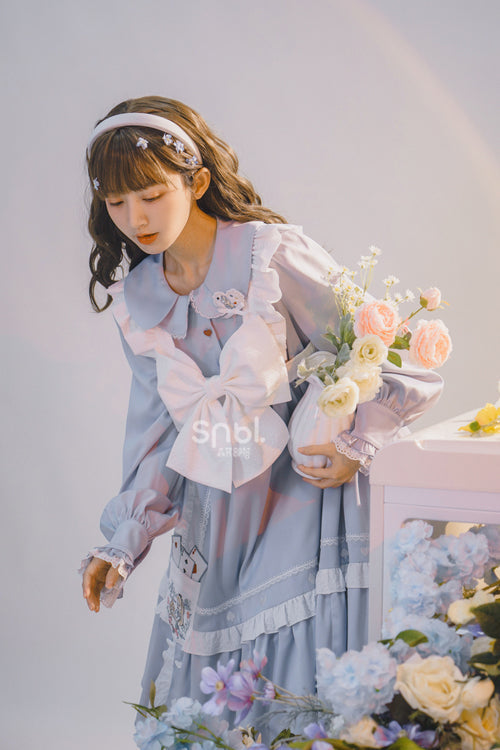 Finely Styled Dress with a Classic Vintage Look