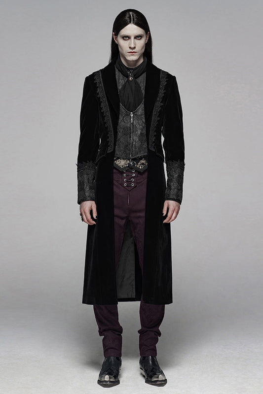 Beautifully Finished Coat in a Timeless Design