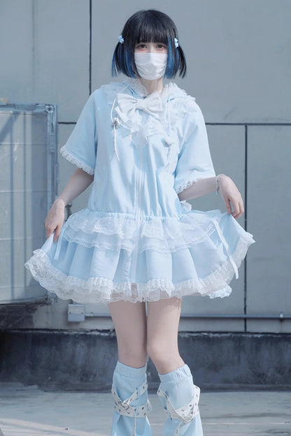 Beautifully Finished Coat in a Timeless Design