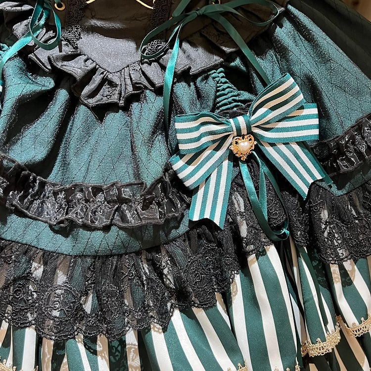 [pre-order Deadline: May 20] Magical Girl Lolita Lace Puff Sleeve Shirt + Black X Green Ribbon Corset Tiered Dress + Mini Hat