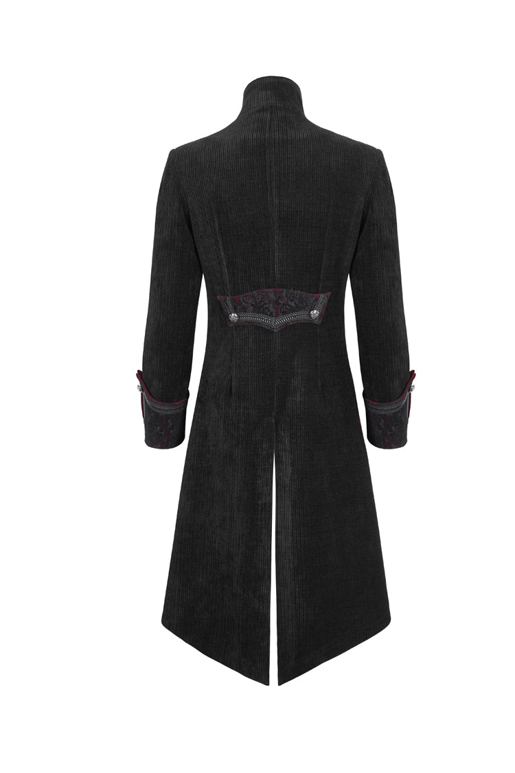 Finely Styled Coat with a Classic Vintage Look