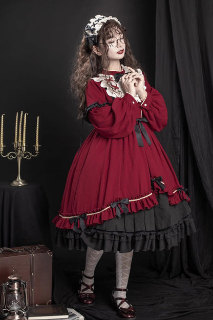 Classic Vintage Dress with a Flattering Fit