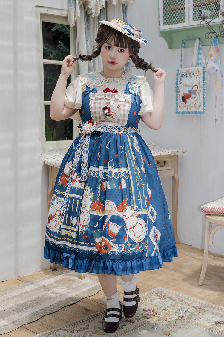 Finely Styled Dress with a Classic Vintage Look