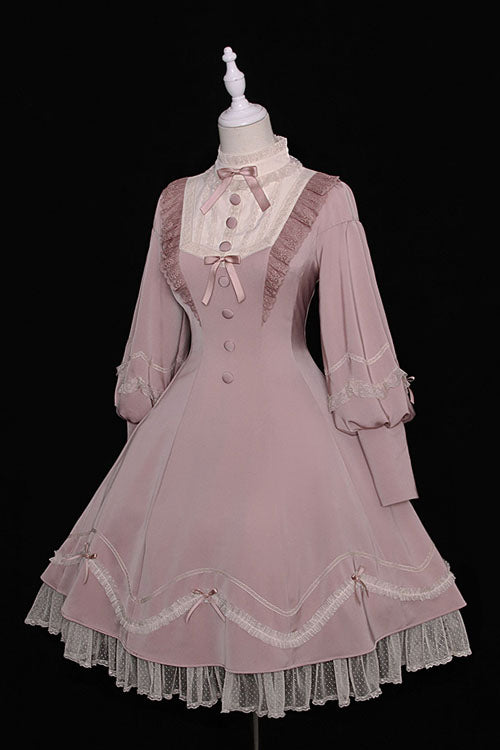 Classic Vintage Dress with a Flattering Fit