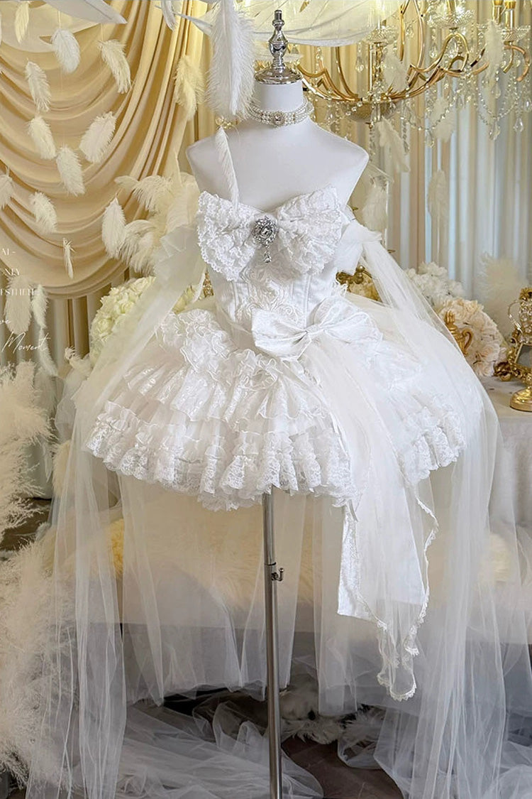 Finely Styled Dress with a Classic Vintage Look