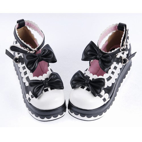 Classic Designed Shoes in a Timeless Cut