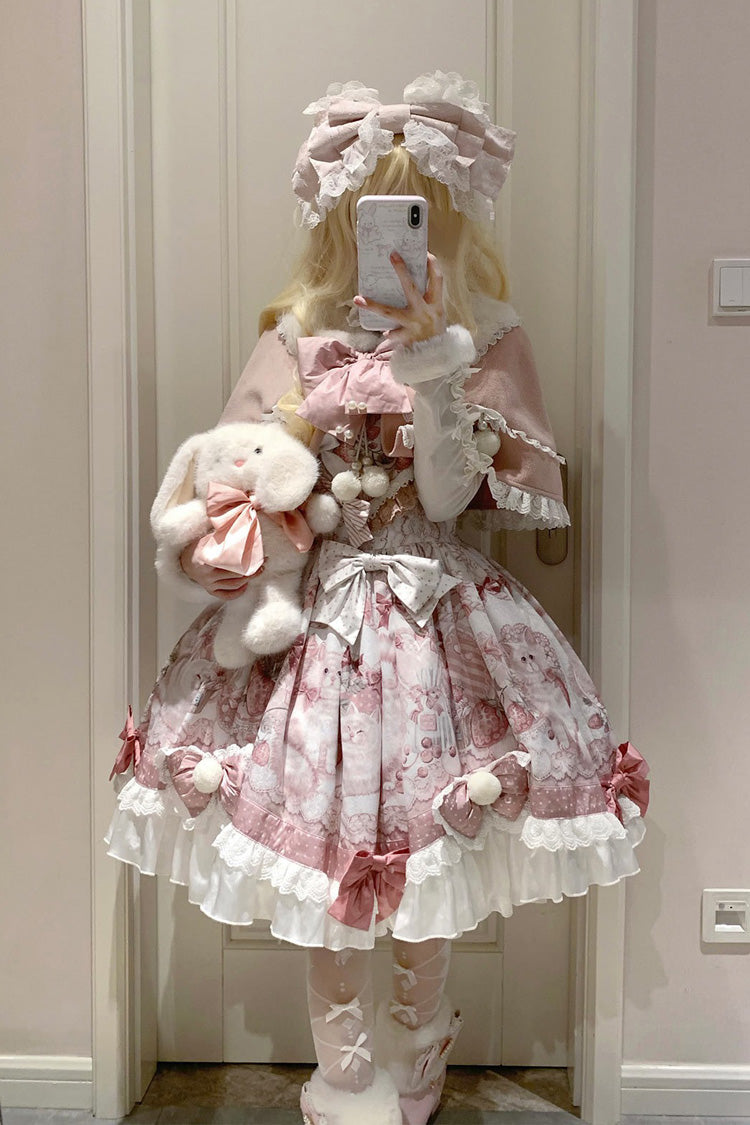 Finely Styled Dress with a Classic Vintage Look