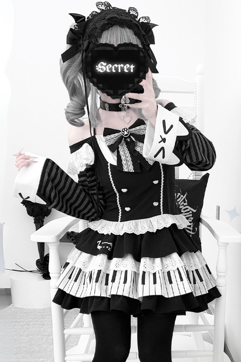 Dark Ruffle Top + Piano Skirt + Cat Sleeve