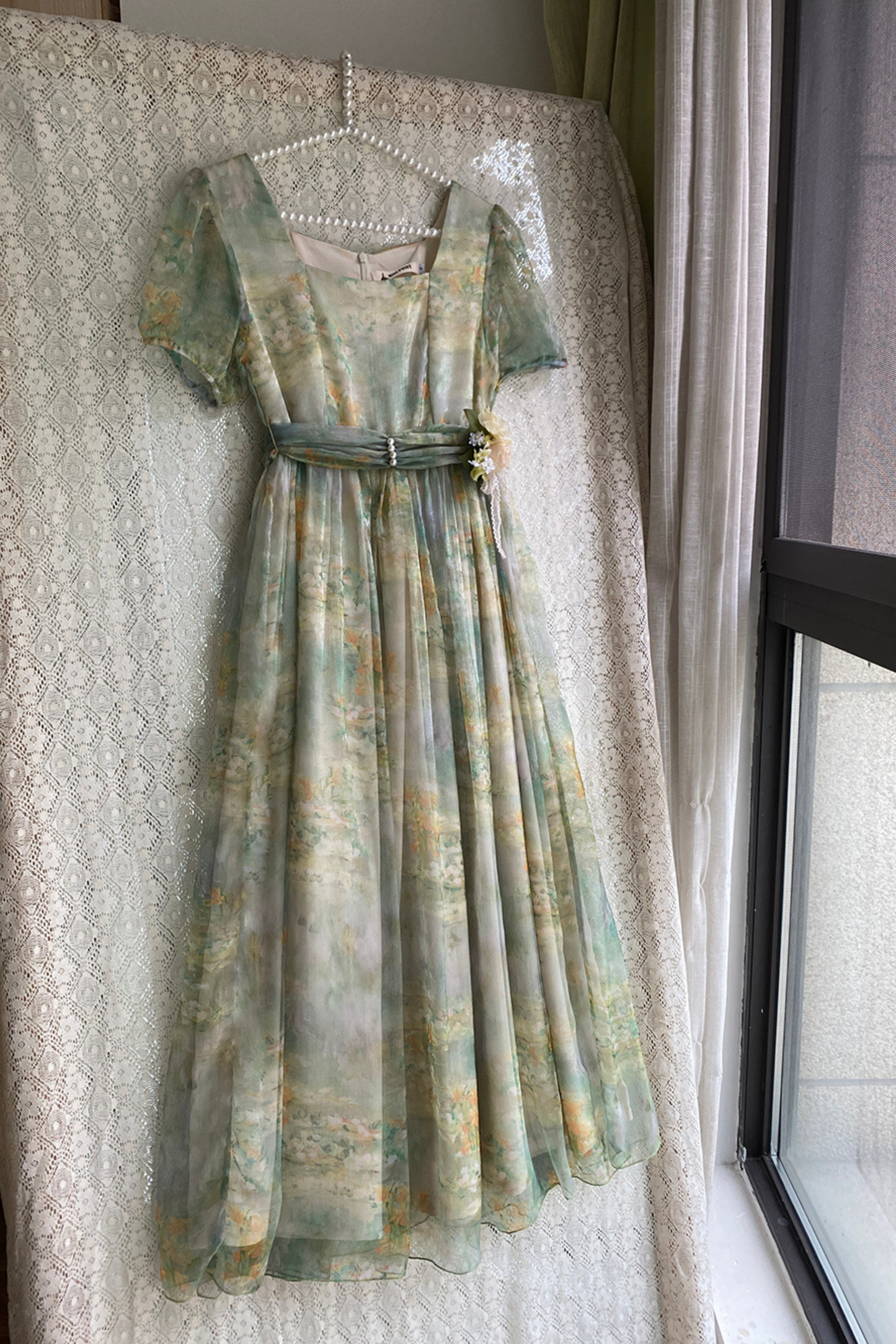 Marble Art High Waist Mark Lolita Dress