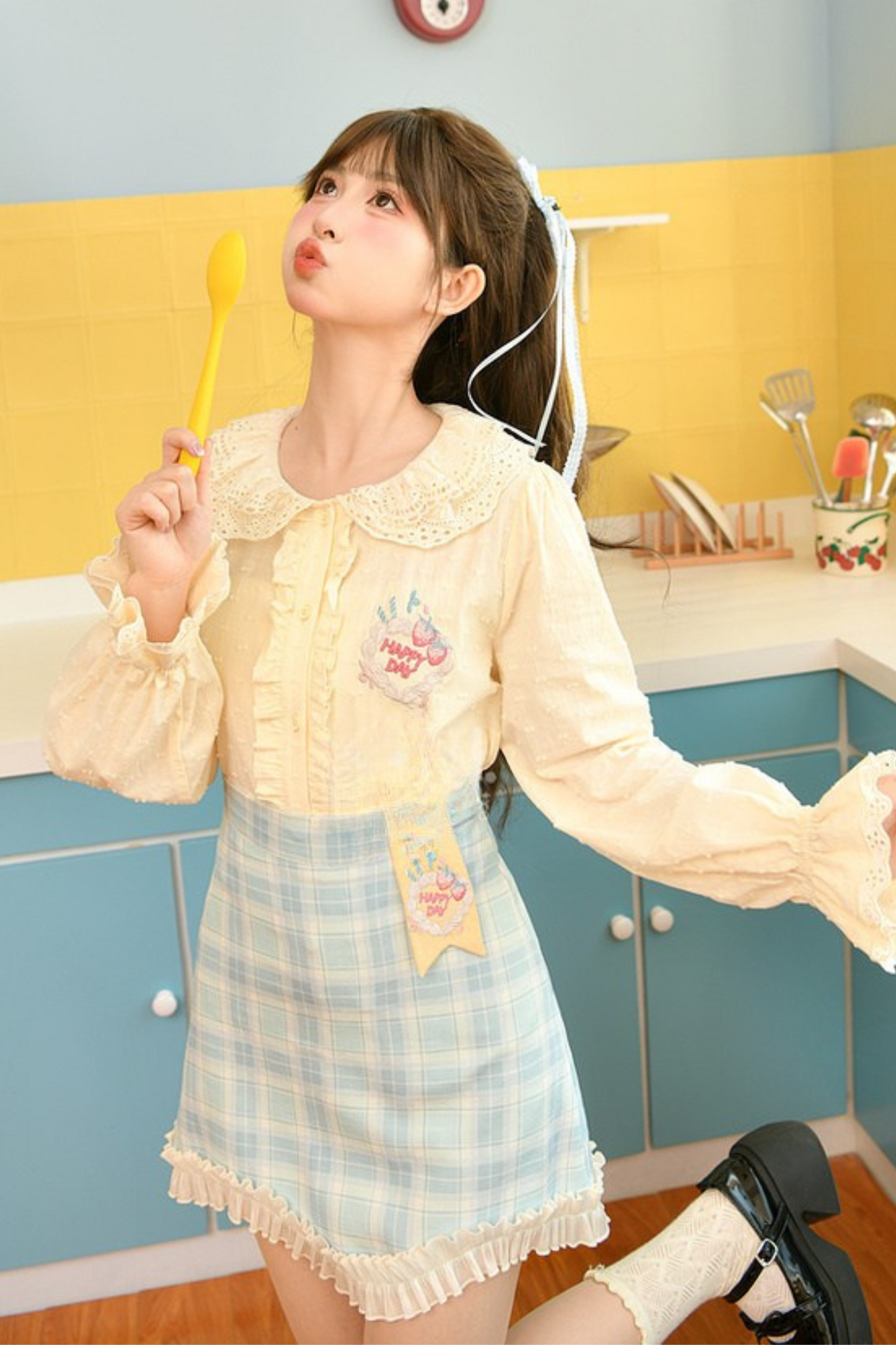 [pre-order] Strawberry Shortcake + Plaid High Waist Skirt + Custard Cardigan