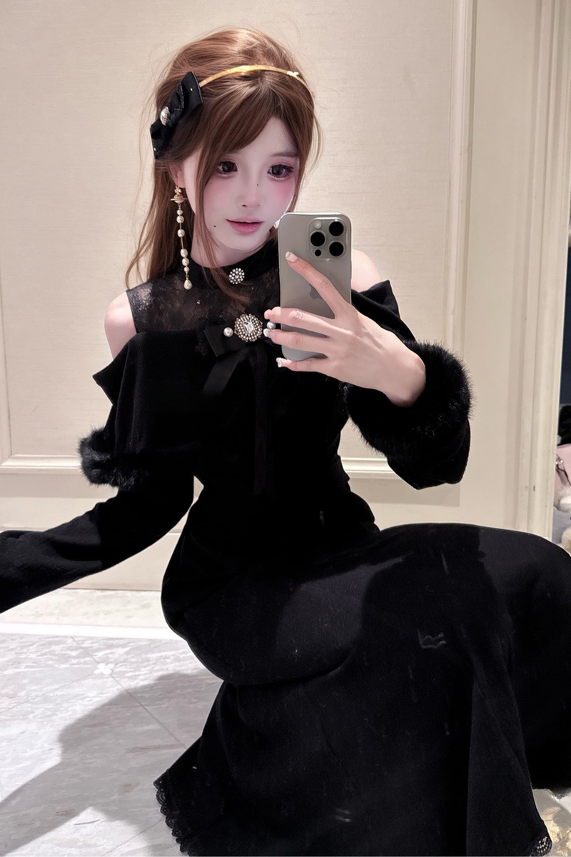 Slim Dark Knit Dress
