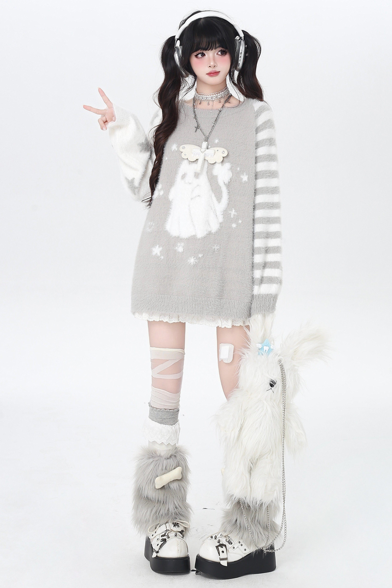 Asymmetric Sleeve Loose Top