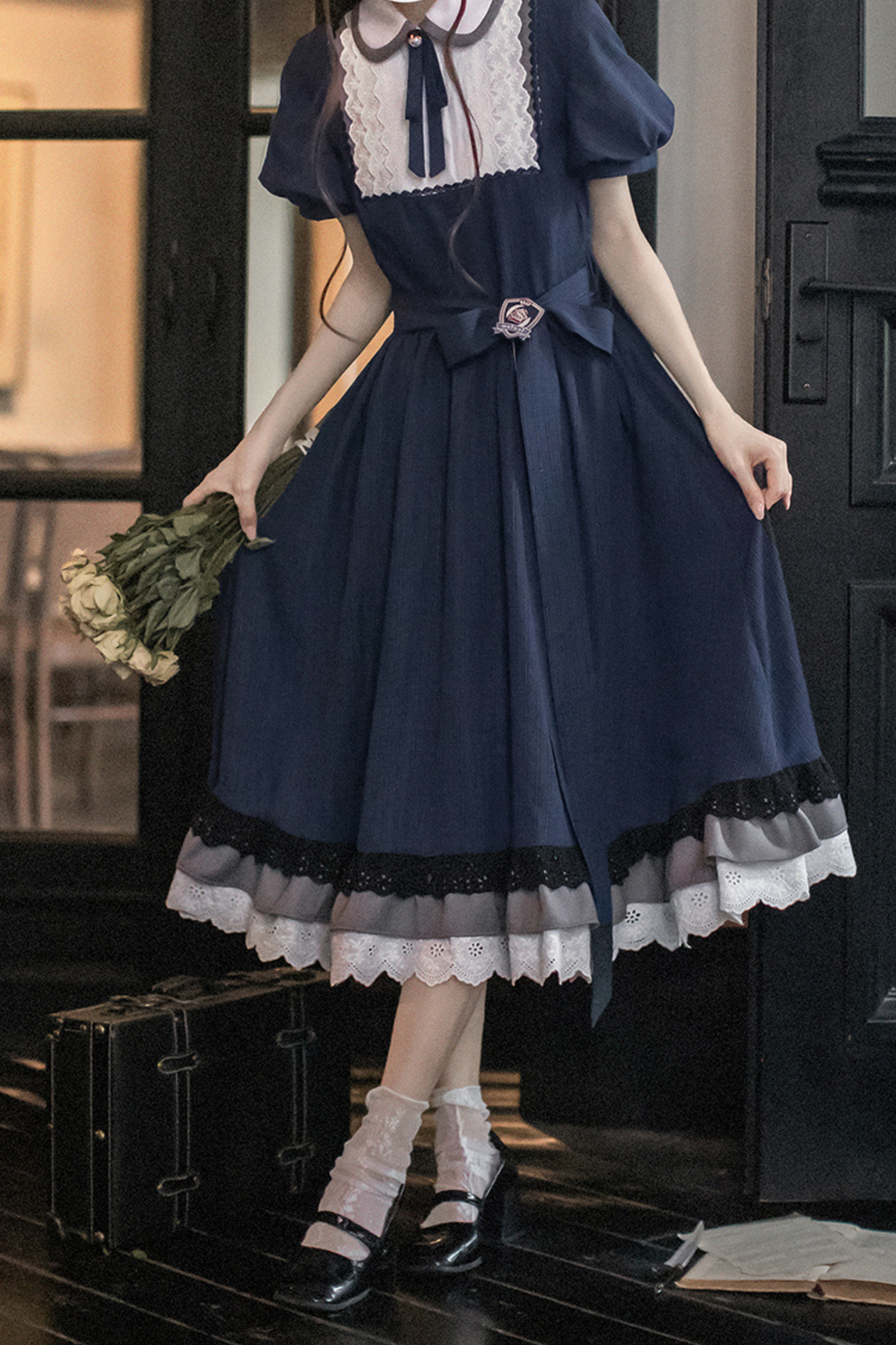 [pre-order] Retro Navy Blue Dress + Slim Ribbon + Brooch
